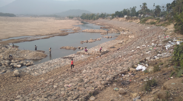 Sleep eludes EKH village as Umngi river inches closer