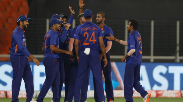 2nd ODI: India beat West Indies by 44 runs, take unassailable 2-0 series lead