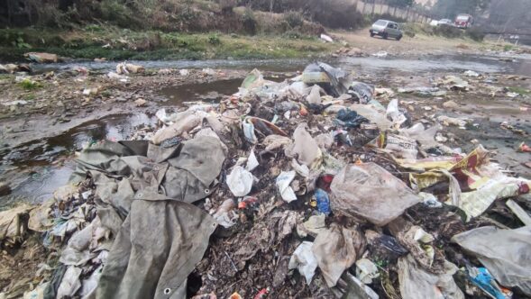 Residents dump garbage, turn Umkhen river into drain