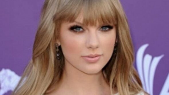 New York University to award honorary doctorate to Taylor Swift