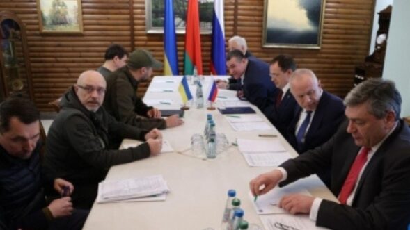 Russia, Ukraine start new round of peace talks