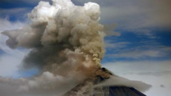 Philippines’ Taal volcano causes widespread alarm