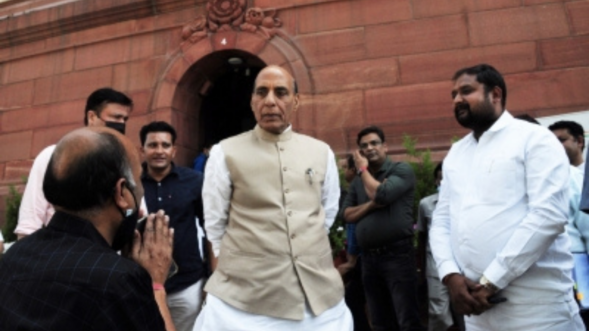Rajnath Singh launches ‘Soul of Steel’ Alpine Challenge to promote tourism in border areas