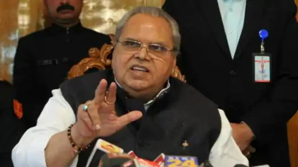 Guv against forcing Hindi