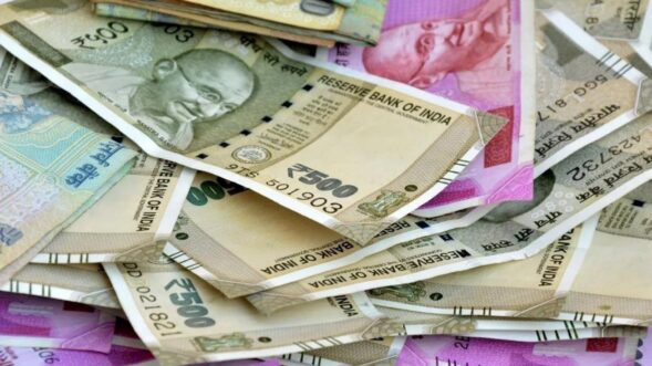 ED raids several places in Kolkata, estimated Rs 7 cr recovered
