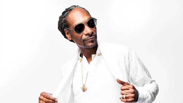 Snoop Dogg jokes that he’ll consider buying Twitter if Musk is having second thoughts