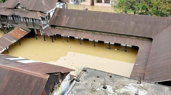 Death toll in Assam flood crosses 100-mark, 54,57 lakh affected