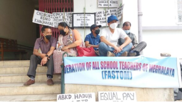 Govt yet to fulfill teachers’ salary hike demand