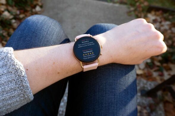 Best Smartwatch Under 15000