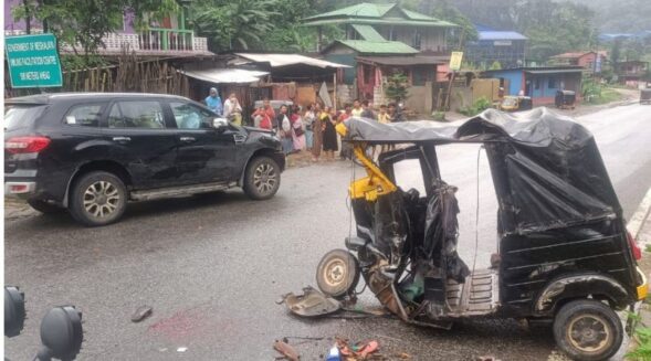 One dead, two injured after SUV rams into auto-rickshaw in Pahammawlein