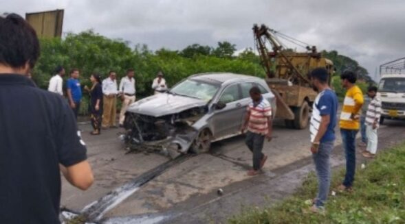 Mistry car crash: Pundole couple shifted to Mumbai hospital